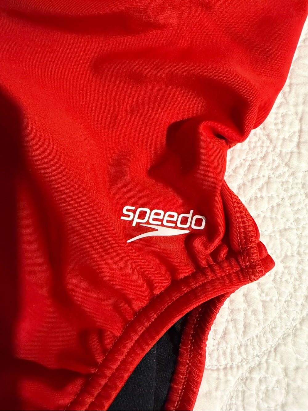 Ladies Size F Speedo Bright Red Athletic One-Piece Swimsuit. NWT
